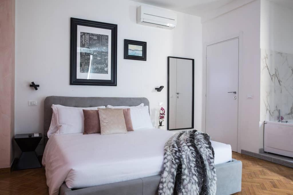 Pink Intimate Jacuzzi Suite Trastevere - Top Collection Rzym Zewnętrze zdjęcie