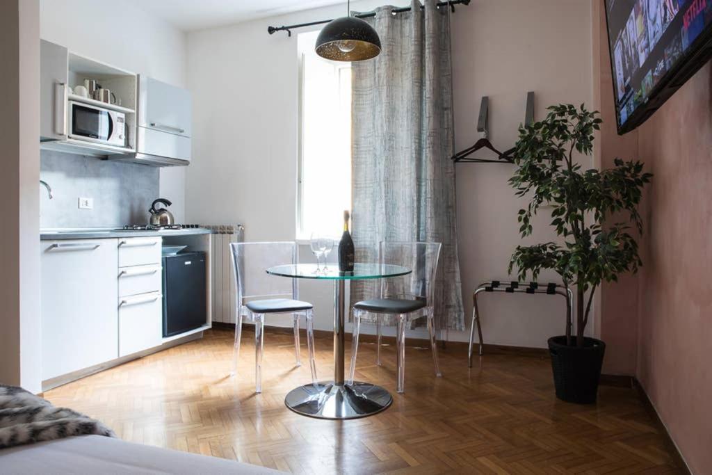 Pink Intimate Jacuzzi Suite Trastevere - Top Collection Rzym Zewnętrze zdjęcie